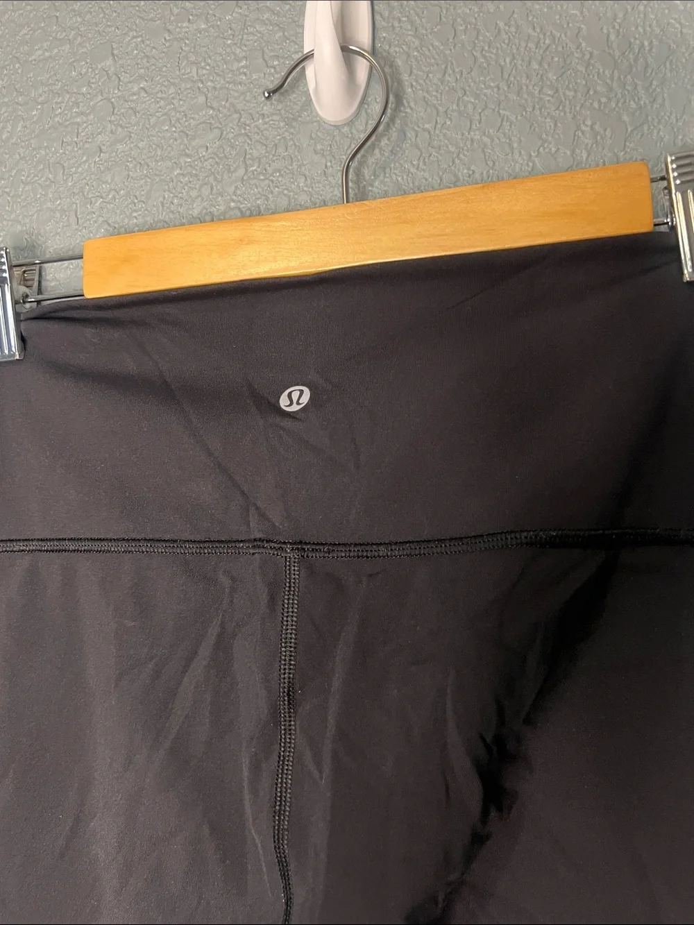 Lululemon align black leggings Size 10